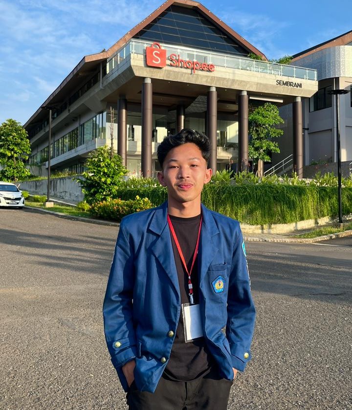 Putra Web Developer - Fullstack Engineer dari Universitas Lampung